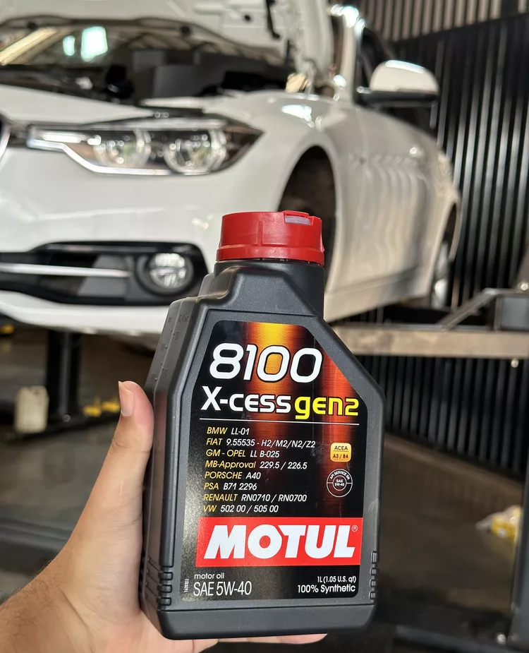 Óleo Motul 8100 X-cess 5w40 100% Sintético Carro Caminhonete Jet-ski